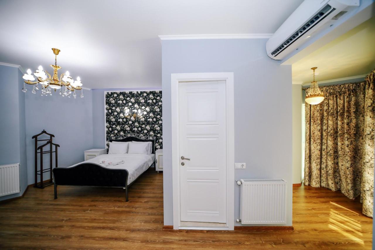 Rose Hotel Vake Tiflis Exterior foto
