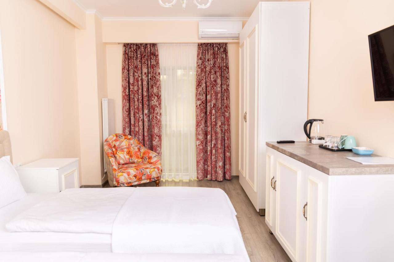 Rose Hotel Vake Tiflis Exterior foto